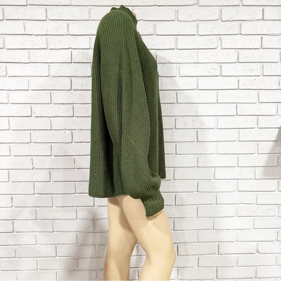 M Lounge stitch rib high neck sweater in forest green - Picture 12 of 12